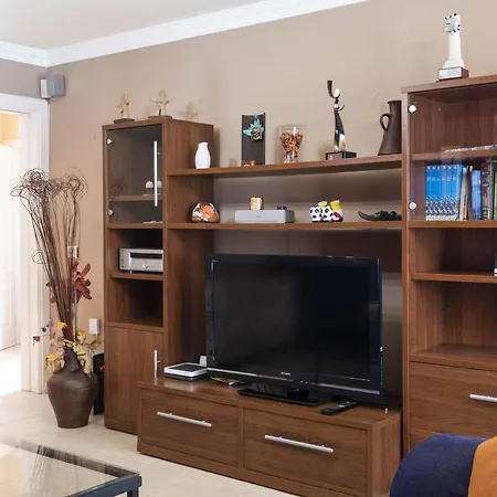 Melody House * Candelaria